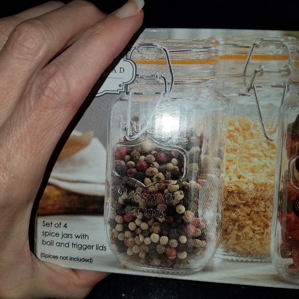 Spice jars - Picture 2 of 3